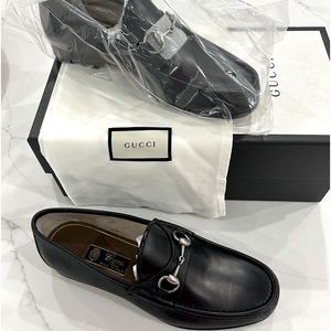 Gucci Men’s Black Leather Horsebit Loafers